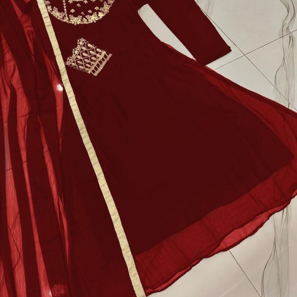 Handwork And Embroidery On Neck,Sleeves Maxi With Lace Work Duppatta And Trouser 3Pcs