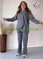 Fleece Track Suit for Women with a matching Bag - Image 6