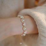 Elegant Cat Claw Pearl Bracelet for Women - Image 6